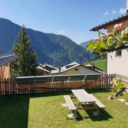 App Col Di Lana - Agriturismo La Majon Da Col Colle Santa Lucia Extérieur photo