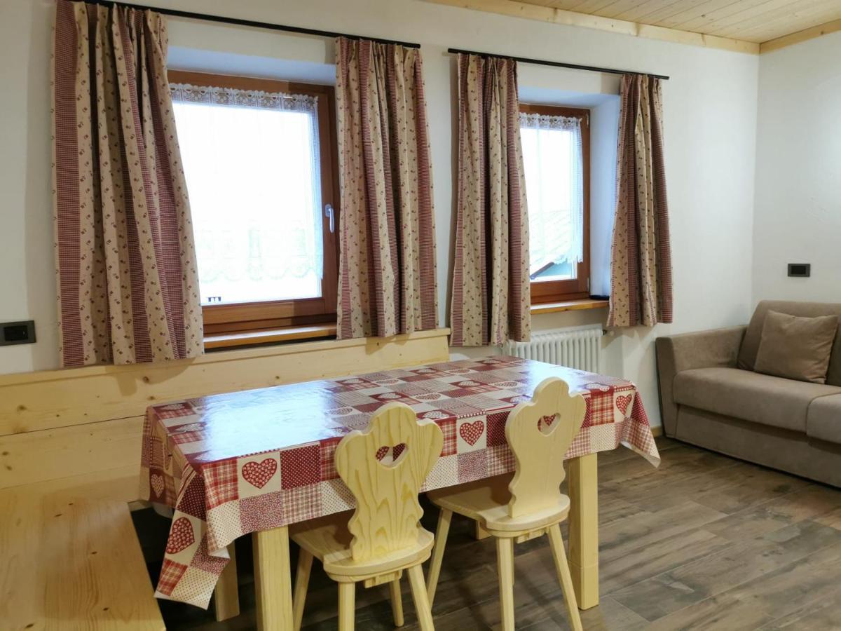 App Col Di Lana - Agriturismo La Majon Da Col Colle Santa Lucia Extérieur photo